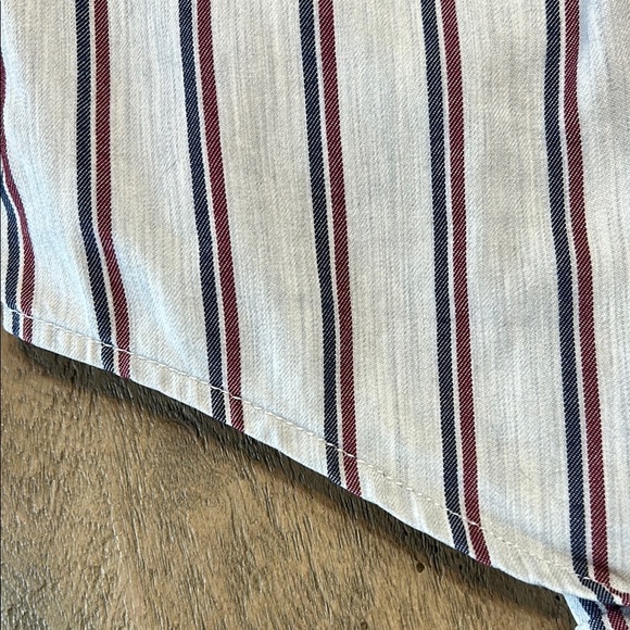 Banana Republic Grey with Maroon and Blue Casual Button Down Shirt - Picture 4 of 4